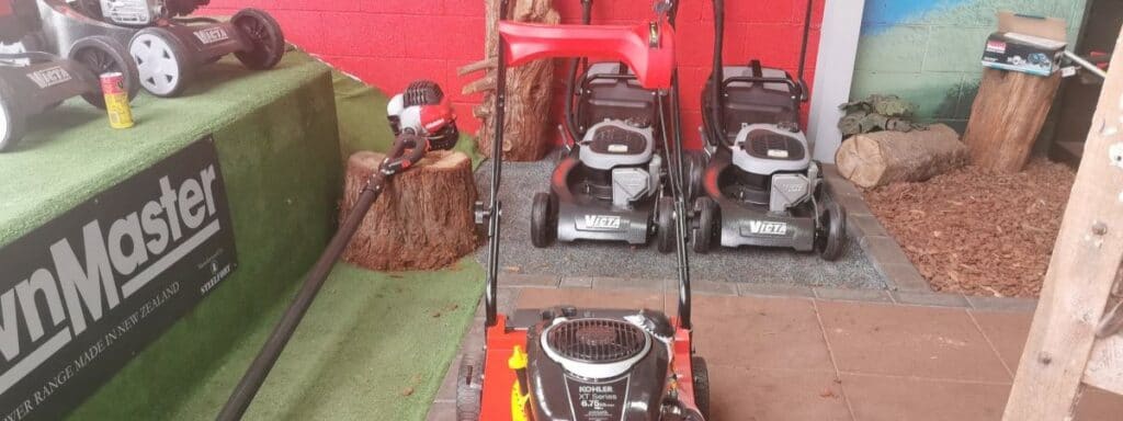 Lawn mower shop